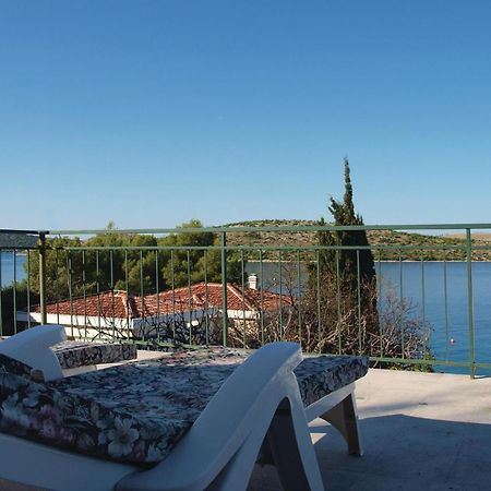 2 Bedroom Beautiful Home In Sparadici Grebaštica Buitenkant foto