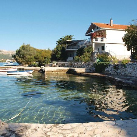 2 Bedroom Beautiful Home In Sparadici Grebaštica Buitenkant foto