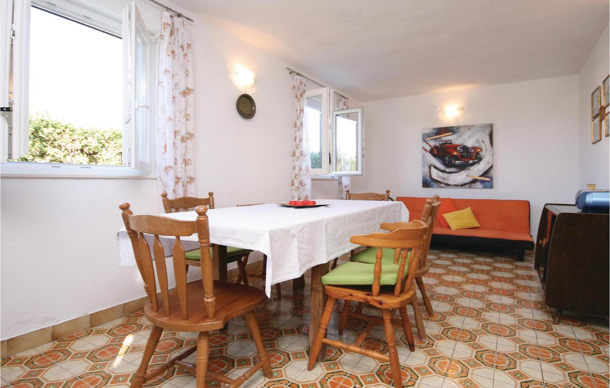 2 Bedroom Beautiful Home In Sparadici Grebaštica Buitenkant foto